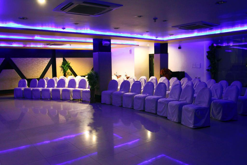 Hotel Tulsi Exotic โบปาล ภายนอก รูปภาพ