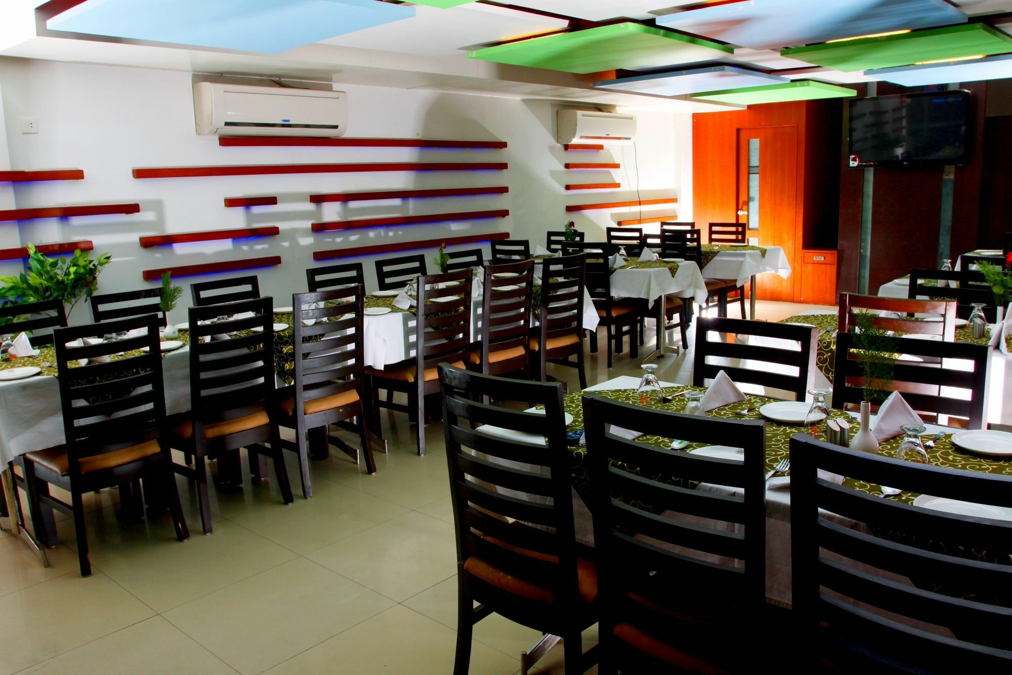 Hotel Tulsi Exotic โบปาล ภายนอก รูปภาพ