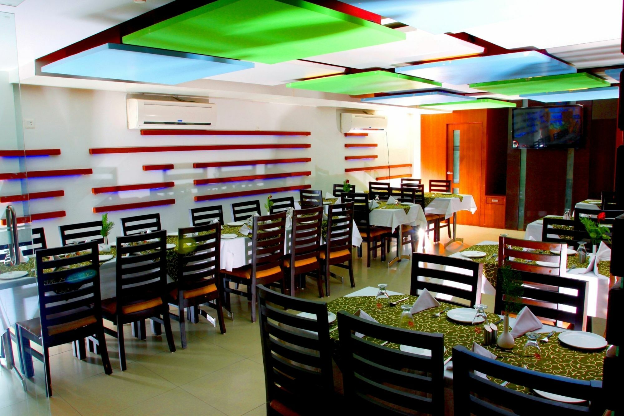 Hotel Tulsi Exotic โบปาล ภายนอก รูปภาพ