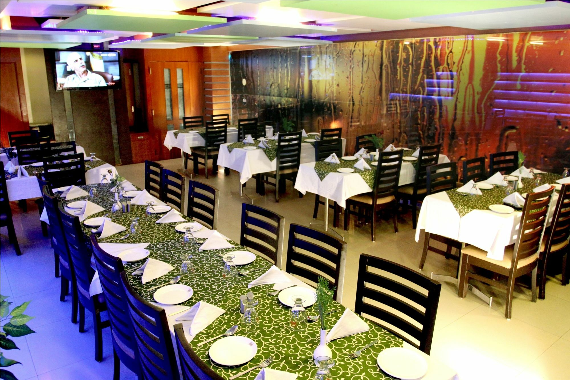Hotel Tulsi Exotic โบปาล ภายนอก รูปภาพ